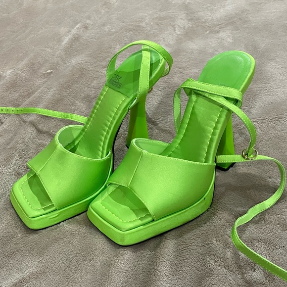 Steve Madden Heels - Picture 3 of 11